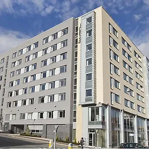Leonardo Hotel